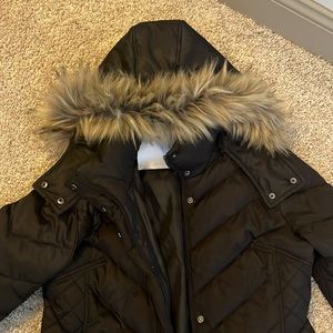 KENNETH COLE Long faux fur hooded quilted black puffer coat woman’s size large